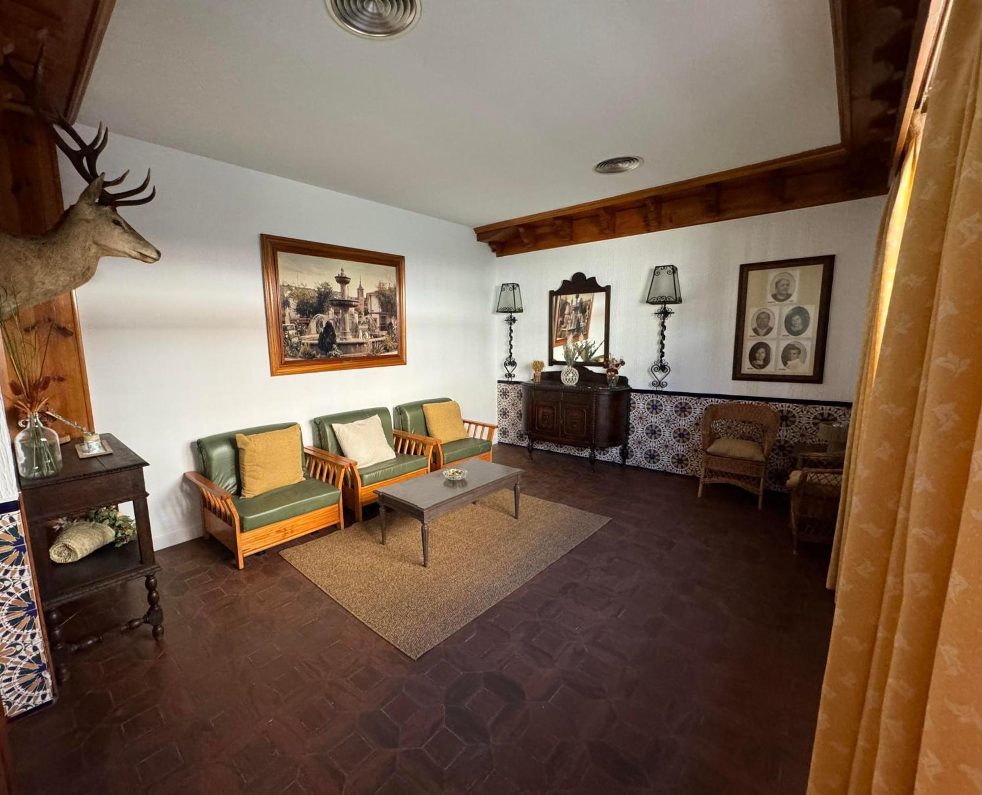 Hostal Joaquin Las Ventas con Pena Aguilera 外观 照片